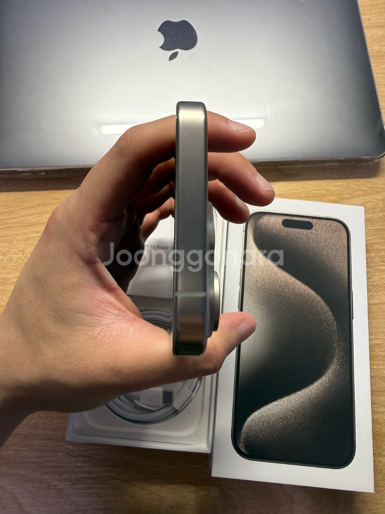 아이폰15프로 네추럴 티타늄 256GB 풀박스--5