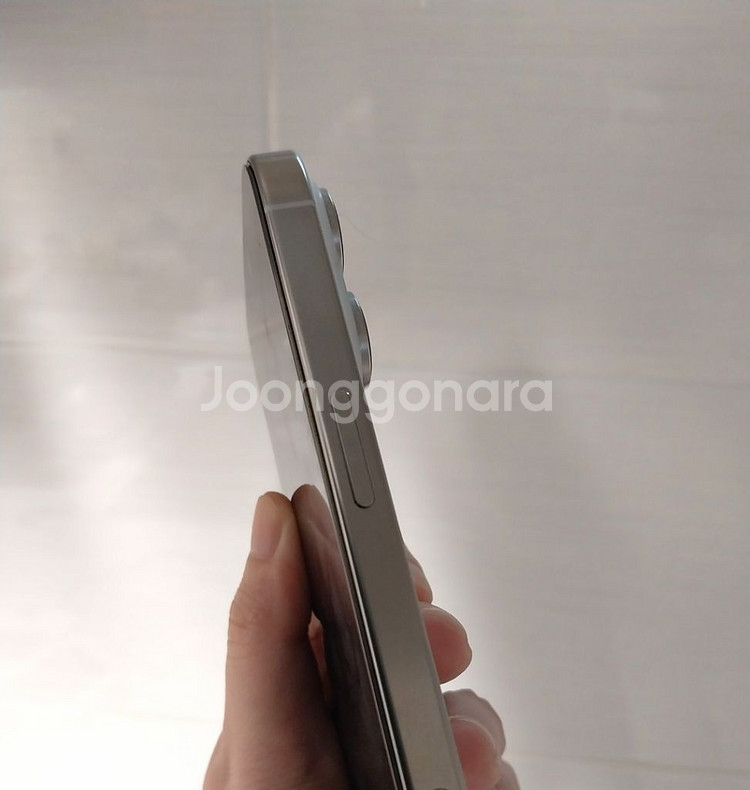 아이폰16 프로맥스 512 화이트 배터리 100 SS급--5