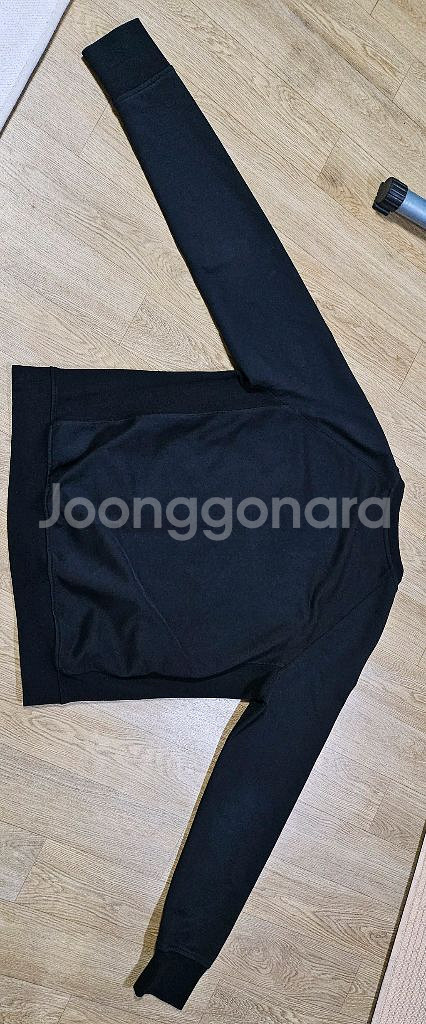 럭키슈에뜨 맨투맨--2