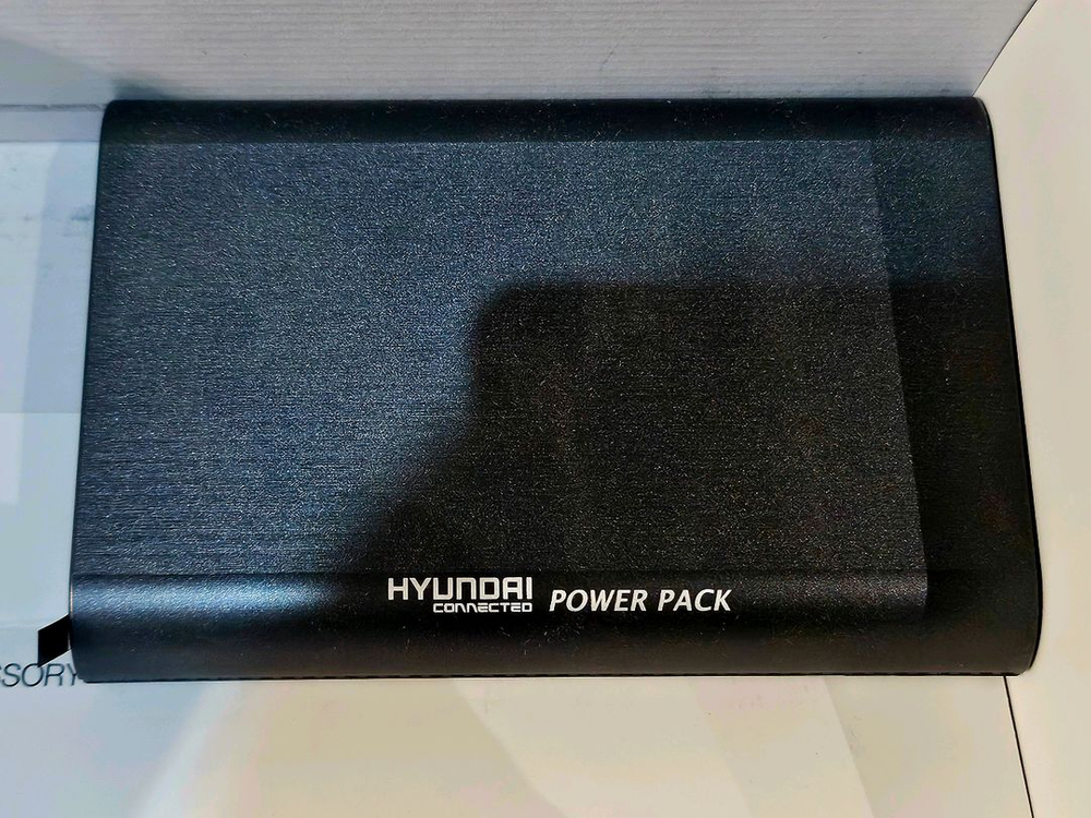 4채널 블랙박스, 엉클칩 등 싼타페 DM 부품--3