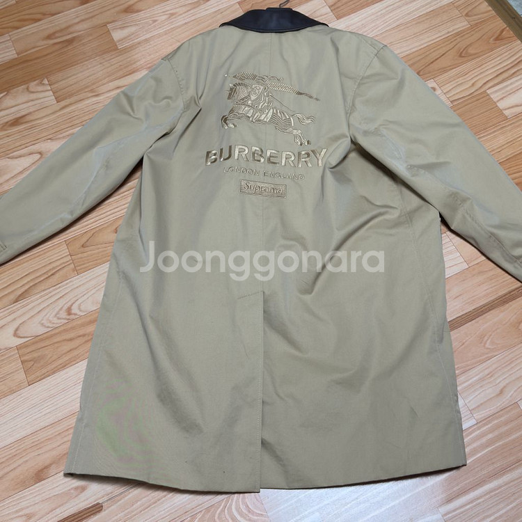 슈프림 버버리 트렌치코트 m사이즈--1