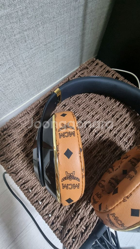 MCM x Beats 무선 헤드폰--9