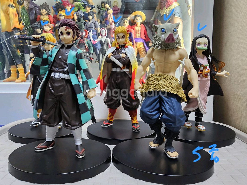 귀멸의칼날 피규어 반프레스토 14종 일괄 판매--1