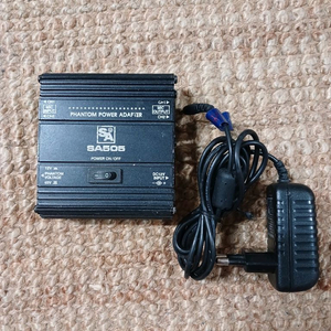 SA505 팬텀 파워 어댑터입니다. 마이크나기타 연결