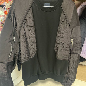 준지 22fw 나일론 배색 맨투맨 M
