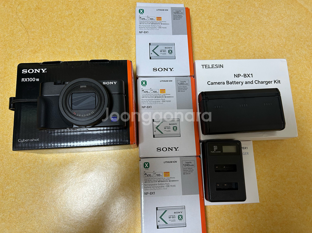 소니 rx100m7 판매합니다--0