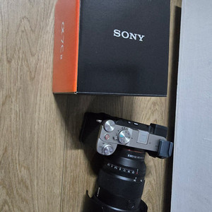 a7c2 + 팔캠 L케이지 판매합니다. 풀박스입니다.