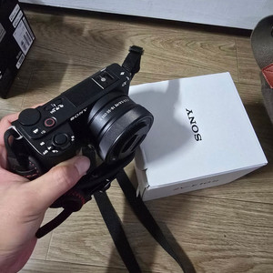 zv-e10m2 번들킷 판매합니다.