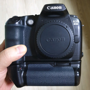 캐논최초 DSLR EOS-D30 바디