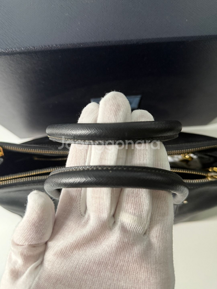 프라다 사피아노 토트백--3