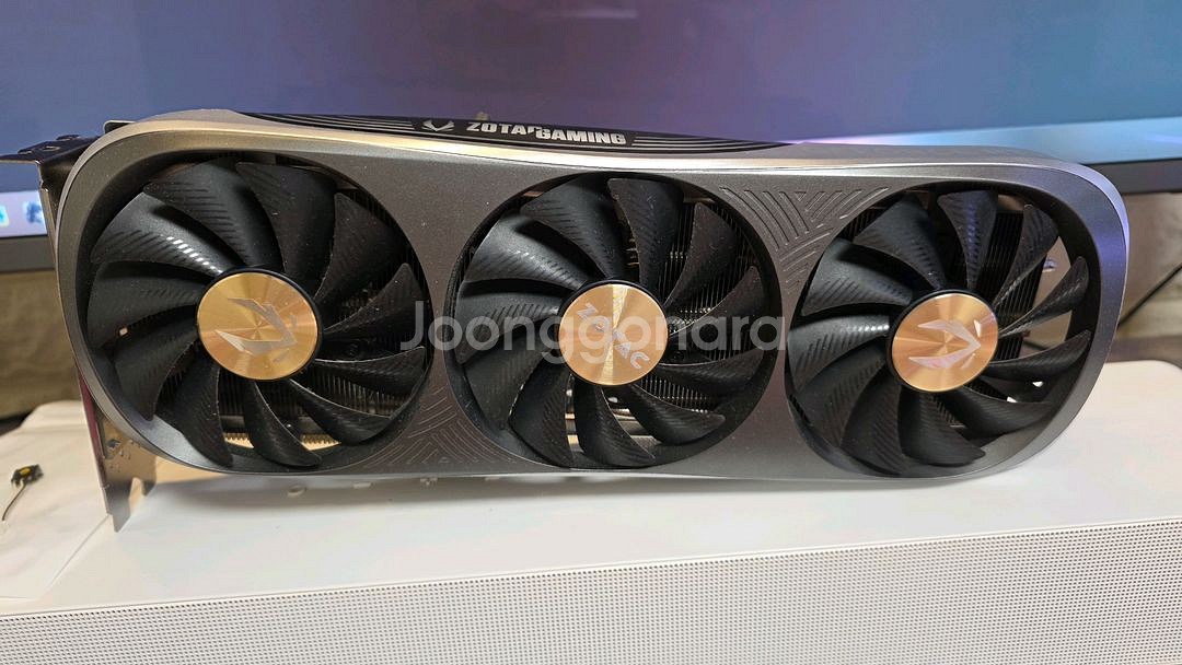ZOTAC RTX4070Ti TRINITY OC 12G--0