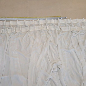 화이트 쉬폰 반커튼 2개