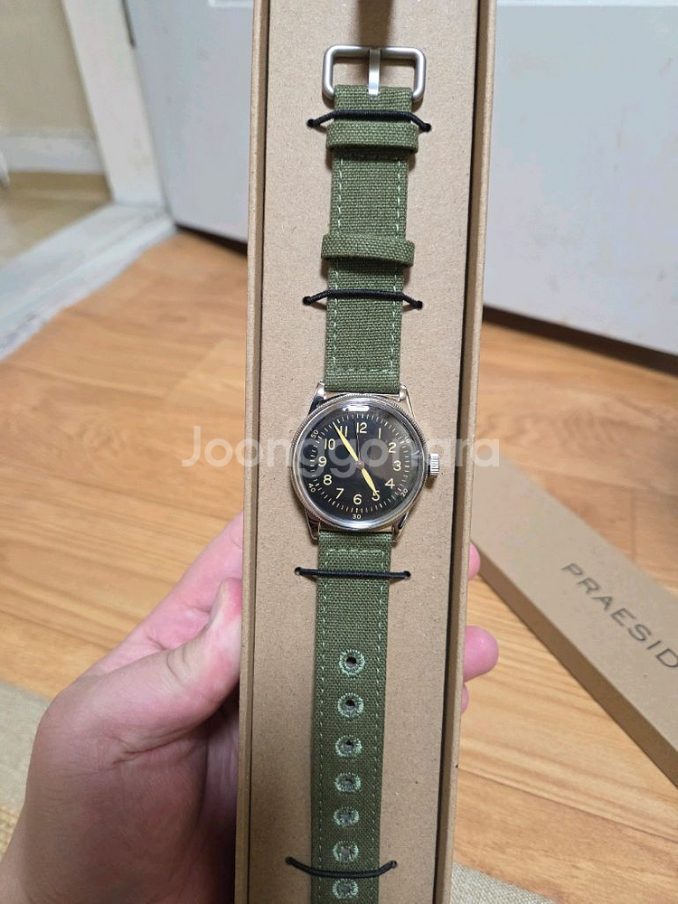프레이시더스 A-11 Type 44 시계 판매합니다.--5
