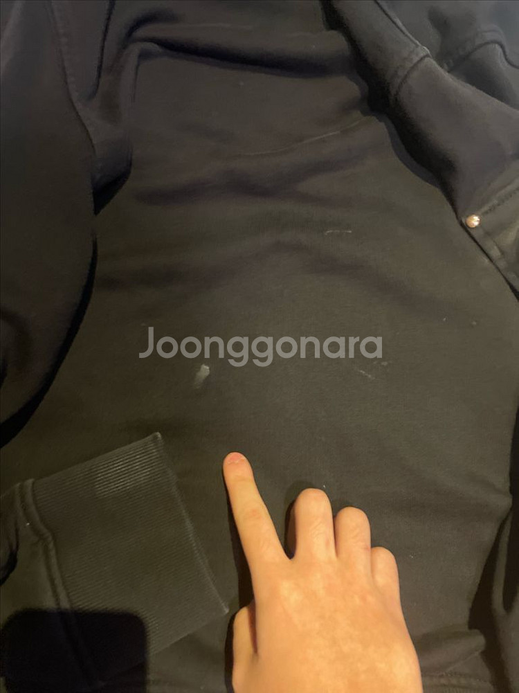 무스너클 맨투맨 블랙 L사이즈--2