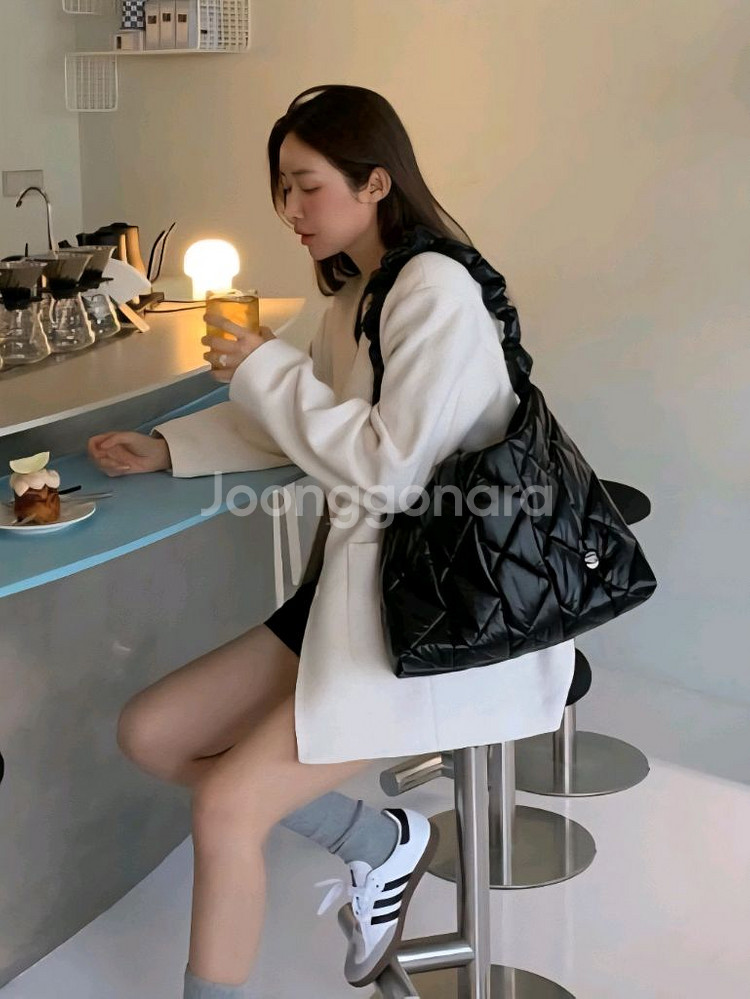 로사케이 누볼라 퀼팅 숄더백 패딩백 구름백 : 블랙--0
