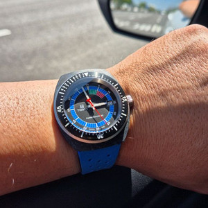 티쏘 시데럴 다이버시계