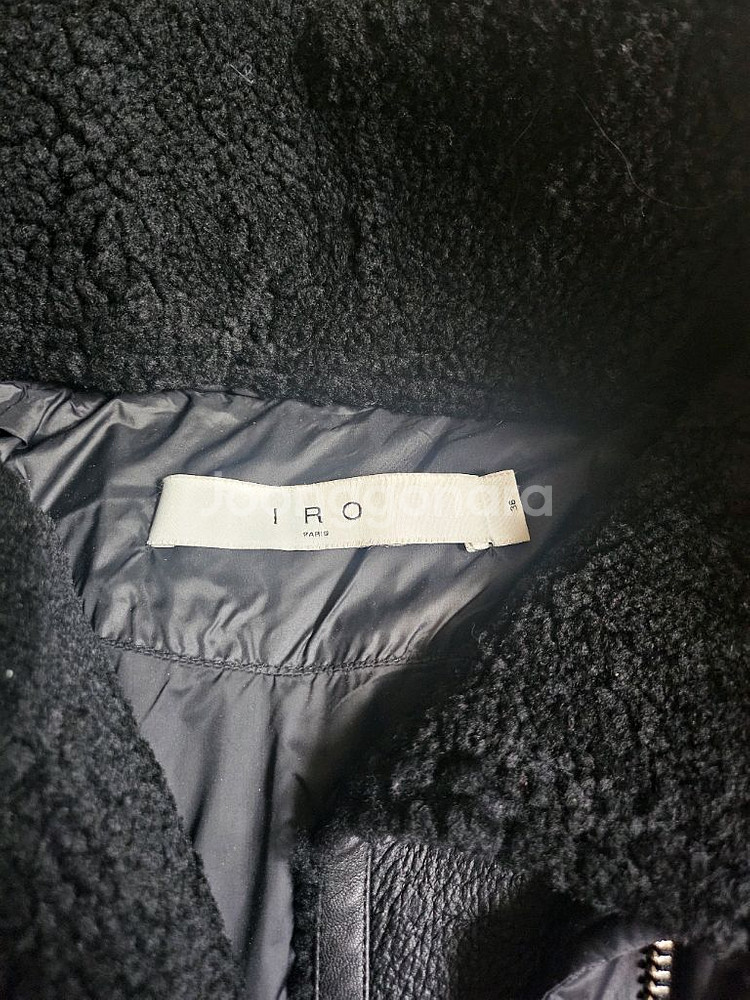 IRO 이로 블랙 무스탕 투웨이 다운패딩--3