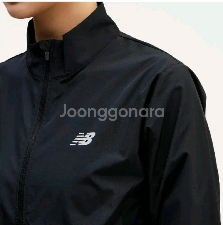 뉴발란스 스탠다드핏 러닝 자켓 바람막이--3