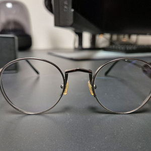 젠틀몬스터 리버티 D01