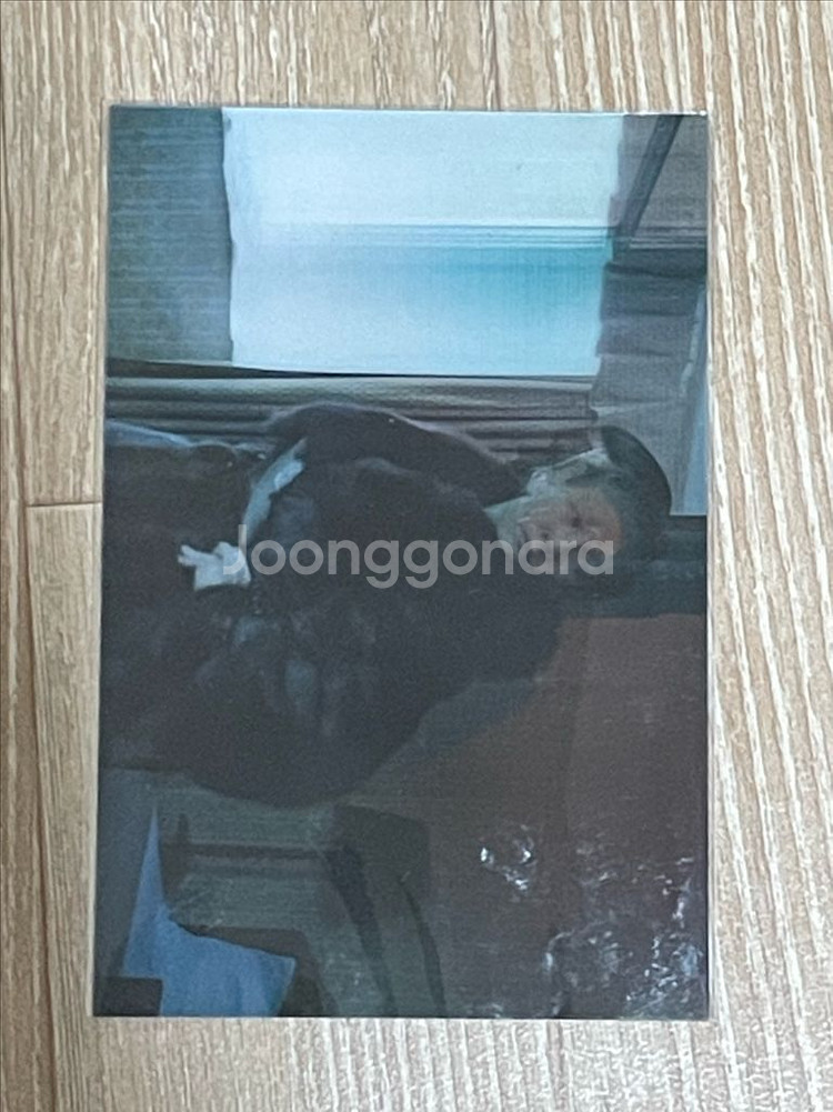 존오브인터레스트 렌티큘러 굿즈--1
