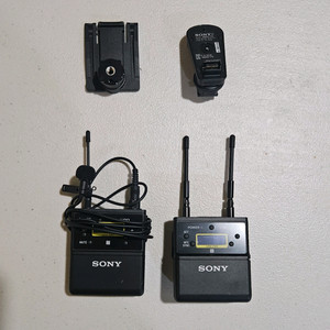 소니 UWP-D21 무선 마이크 세트 팝니다