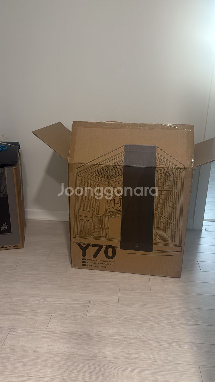 Astral RTX 5090 탑재된본체 모니터 등등셋트--7