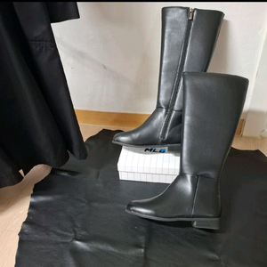 롱가죽브추 235 새것