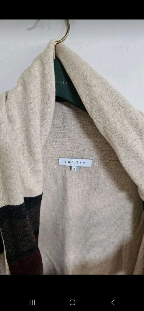 산드로 숄카라 가디건 이미지