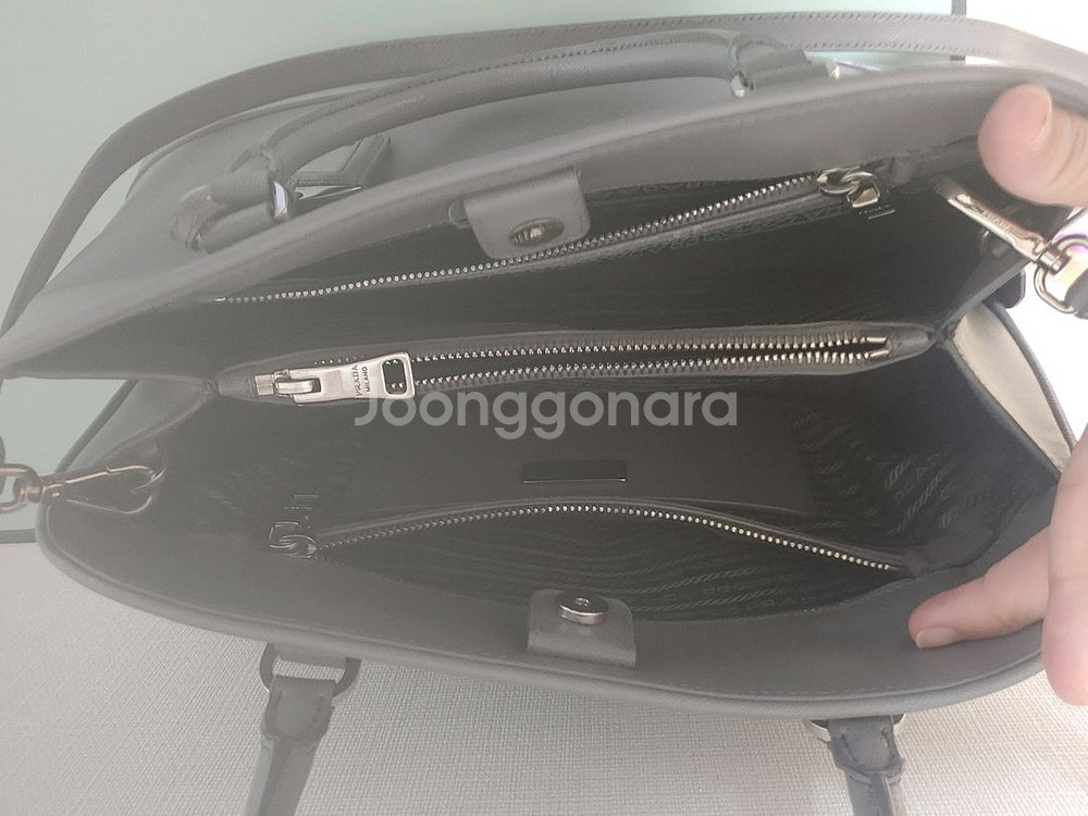 프라다 사피아노 숄더백(최저가)--3