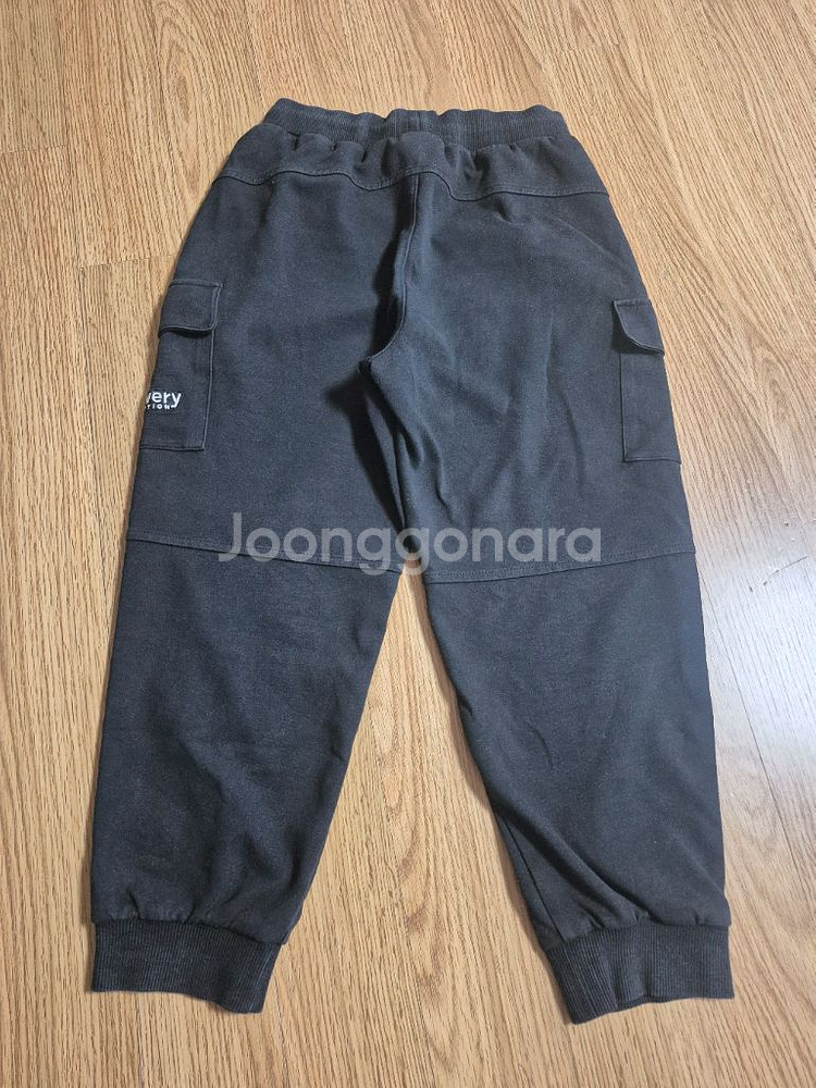 디스커버리키즈 블랙팬츠 140사이즈 판매--2