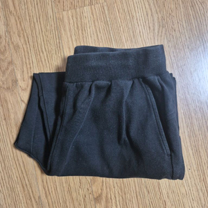 디스커버리키즈 블랙팬츠 140사이즈 판매