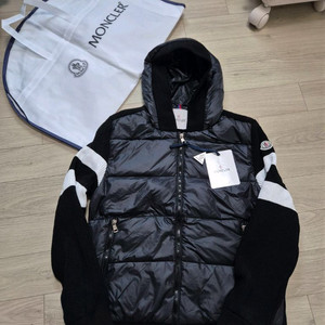 몽클 후드니트패딩 95, 100