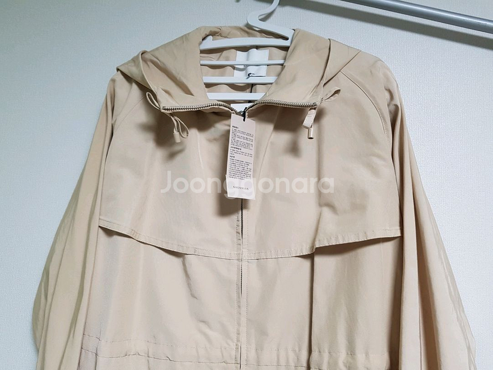 (새상품)쉬즈미스 트렌치 점퍼--7