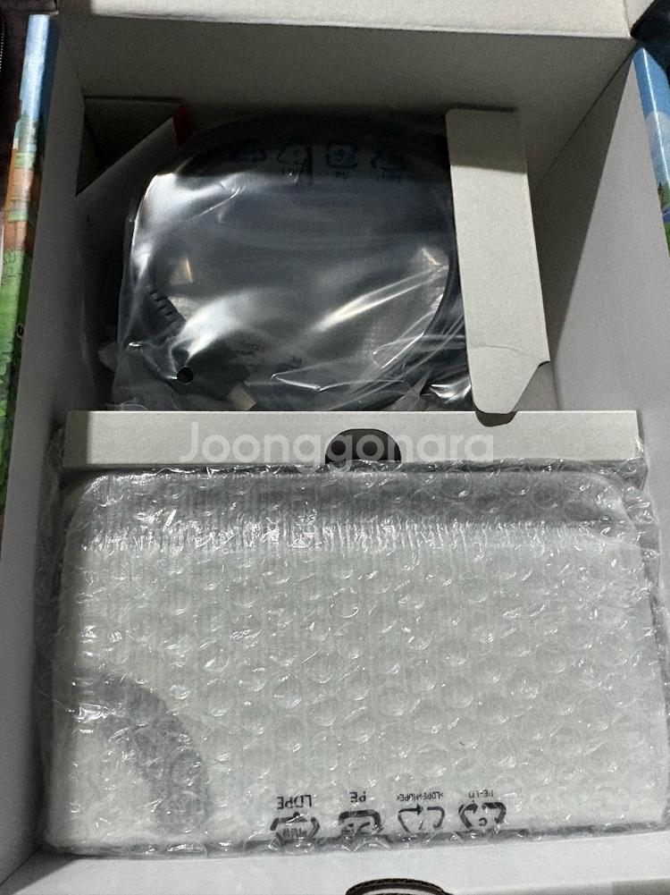 닌텐도스위치OLED +칩 3종 판매합니다. (풀박스)--1