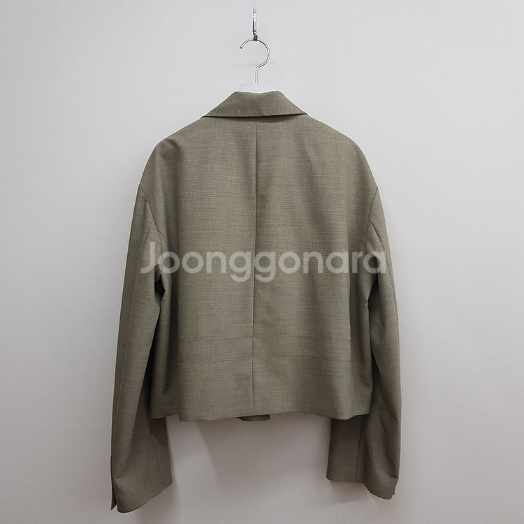 한섬 시스템 2022 울블렌드 크롭 데일러드 자켓--5