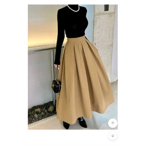 웜인 핀턱 풀 스커트 - 베이지,M