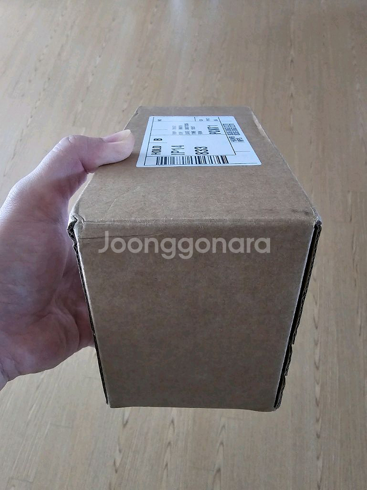 부산 솔라나폰 Seeker + 전용 케이스 미개봉 판매--0