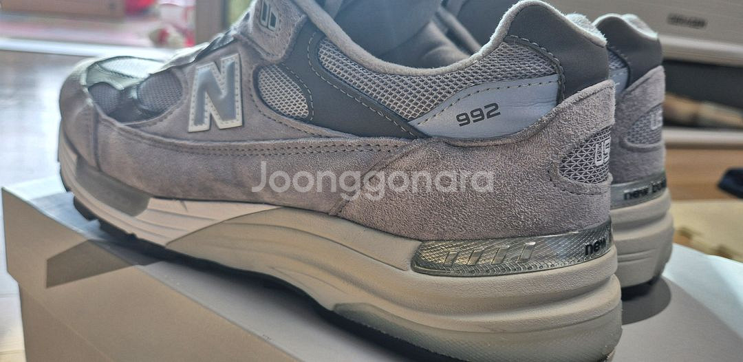 뉴발란스 U992GY 285사이즈--3