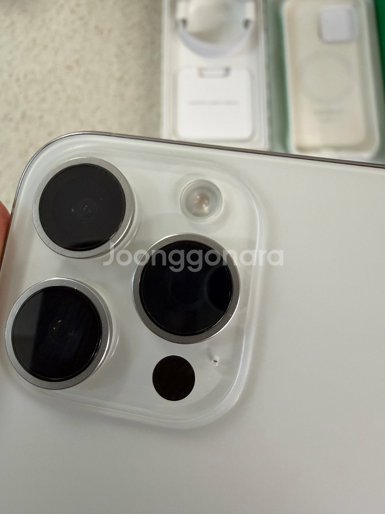 아이폰15 프로맥스 화이트 256G--4
