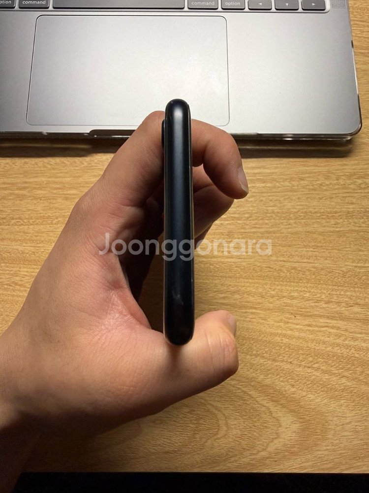 아이폰SE3 블랙 128GB--4