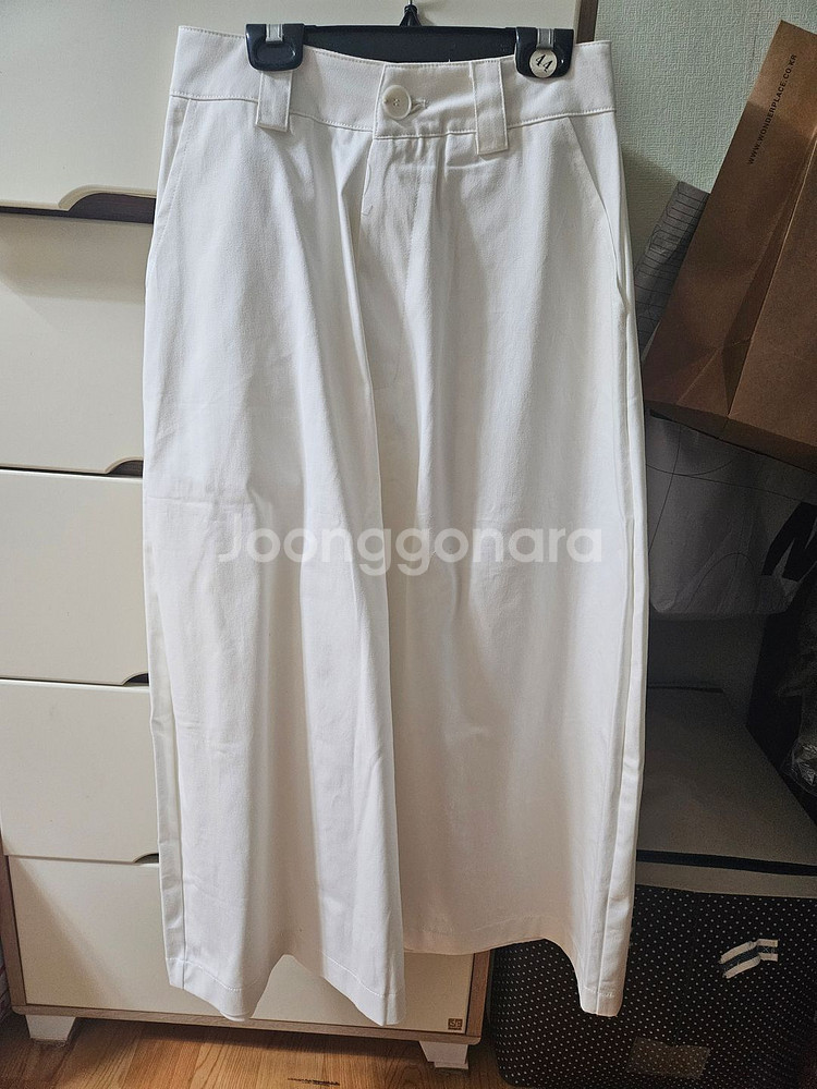 모스에디션 화이트진 통자스타일 m 새제품--0