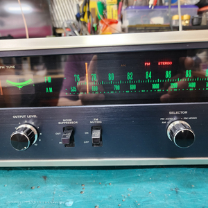 산수이 빈티지 녹턴형튜너 TU-7500 입니다(100V