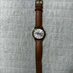 닥스 DG-892 골드톤 로마 인덱스 빈티지 쿼츠 시계