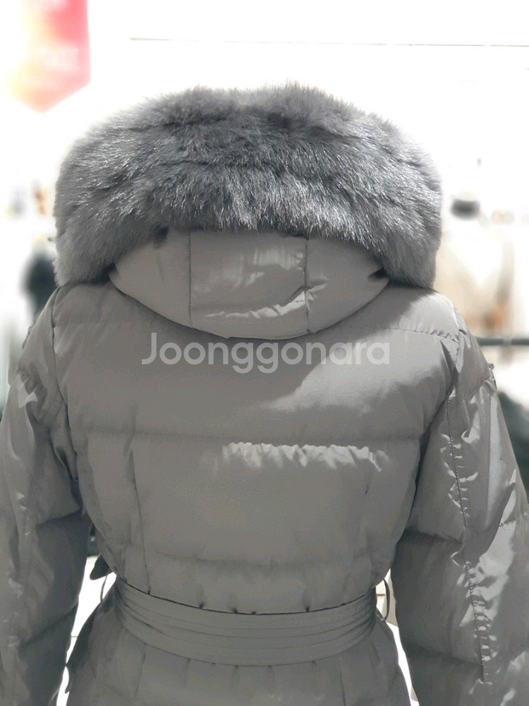 온앤온 덕다운 폭스퍼 롱패딩 그레이--5