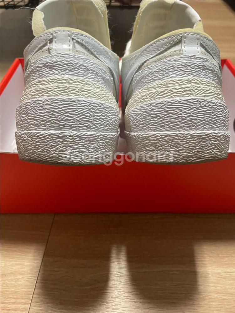 나이키 블레이저 사카이--2