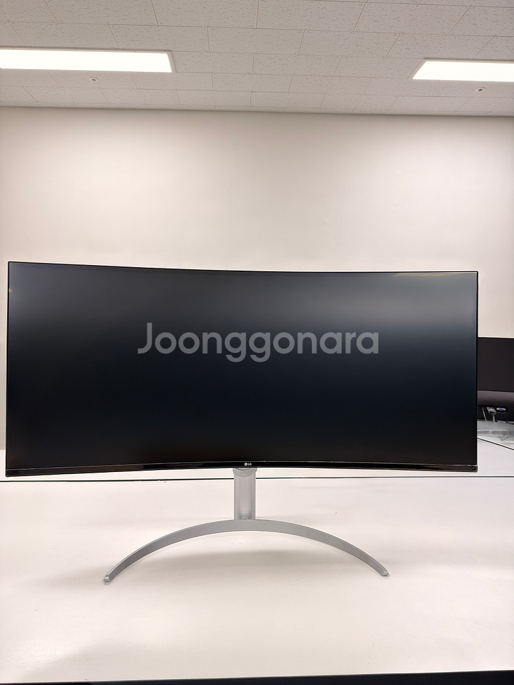 LG 울트라와이드 40WP95C 40인치 커브드 모니터--1
