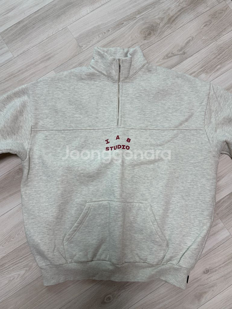 아이앱 스튜디오 하프 집업 오트밀 버건디 (23SS)--1