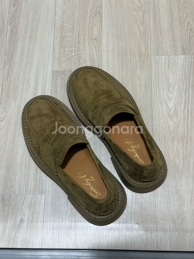 에스티유 스웨이드 페니 로퍼 베이지 40사이즈--0