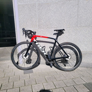 2022년식 트렉 에몬다 sl6 pro 팝니다.