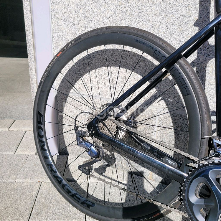 2022년식 트렉 에몬다 sl6 pro 팝니다.--8